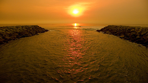 Ponto jetties, where Batiquitos lagoon empties into the Pacific