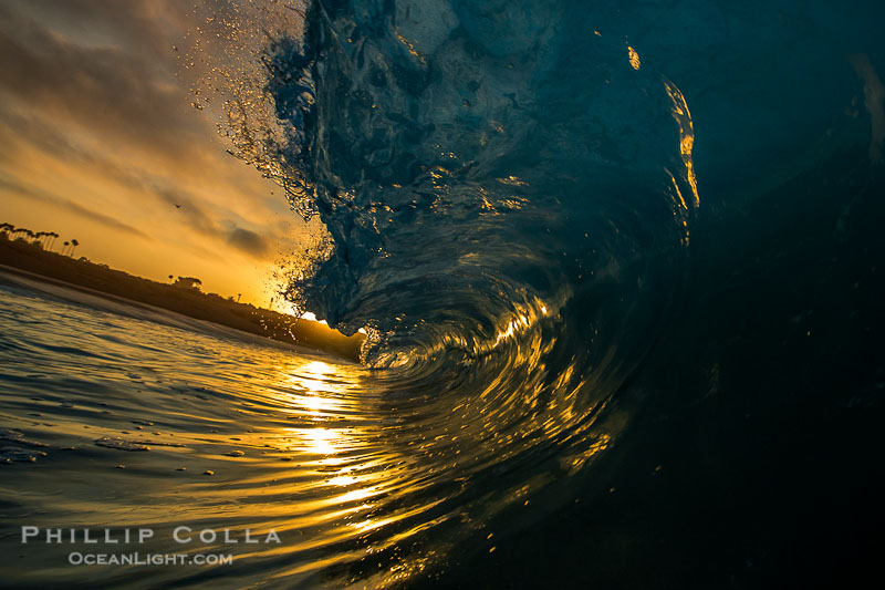 surf photo, beautiful sunrise with clouds and color