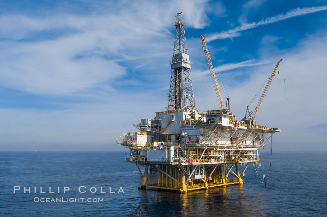 Aerial photo of platforms Elly and Ellen, in 260 feet of water off Long Beach, California. USA, natural history stock photograph, photo id 38092