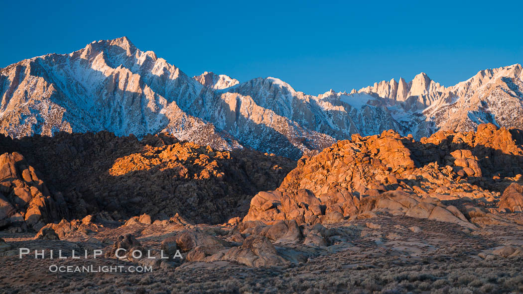 Alabama Hills and Sierra Nevada, Lone Pine Peak and Mount Whitney, sunrise, Alabama Hills Recreational Area