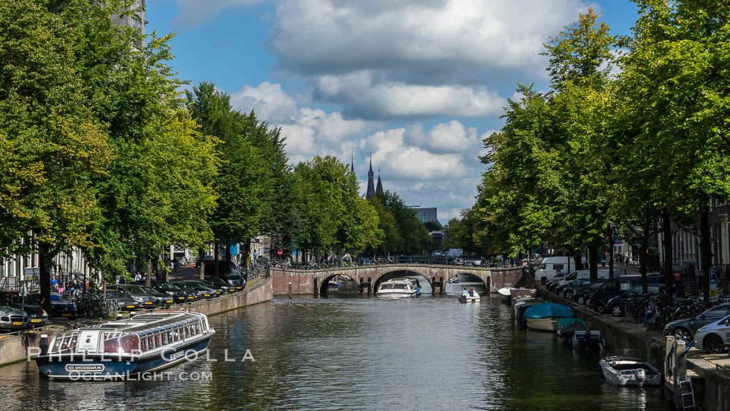 Amsterdam canals and quaint city scenery. Holland, Netherlands, natural history stock photograph, photo id 29443