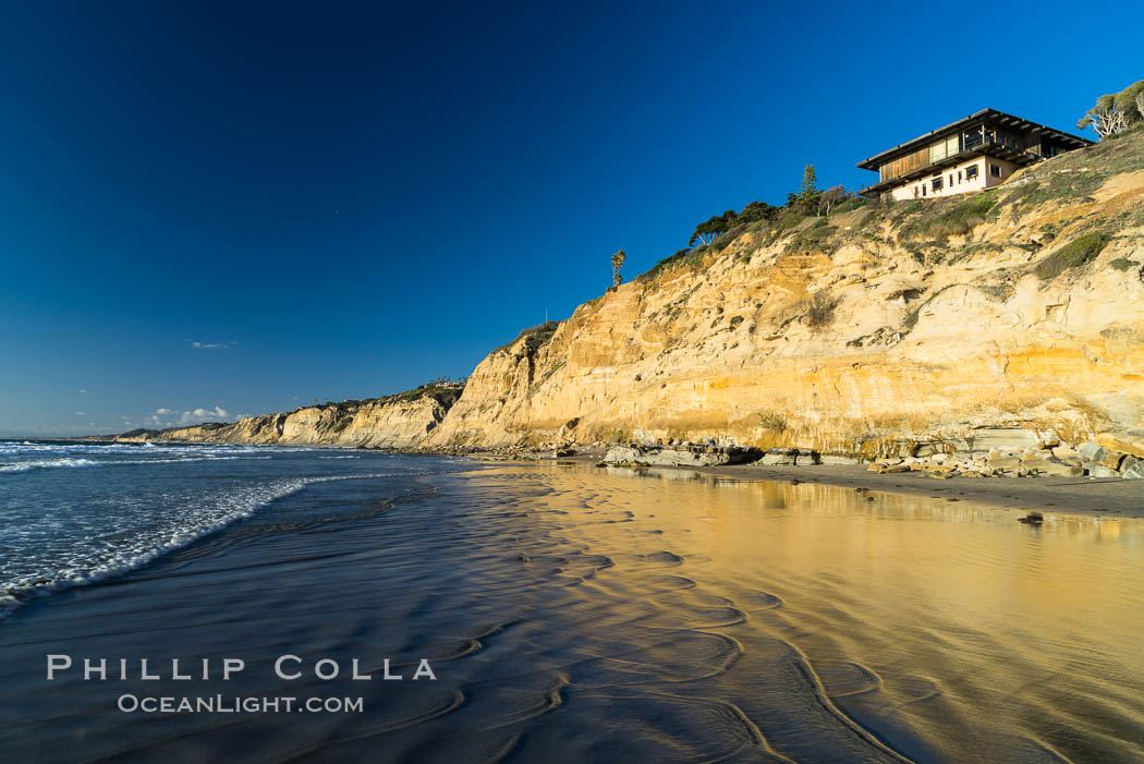 Black's Beach sea cliffs, sunset, looking north from Scripps Pier with Torrey Pines State Reserve in the distance. La Jolla, California, USA, natural history stock photograph, photo id 29166