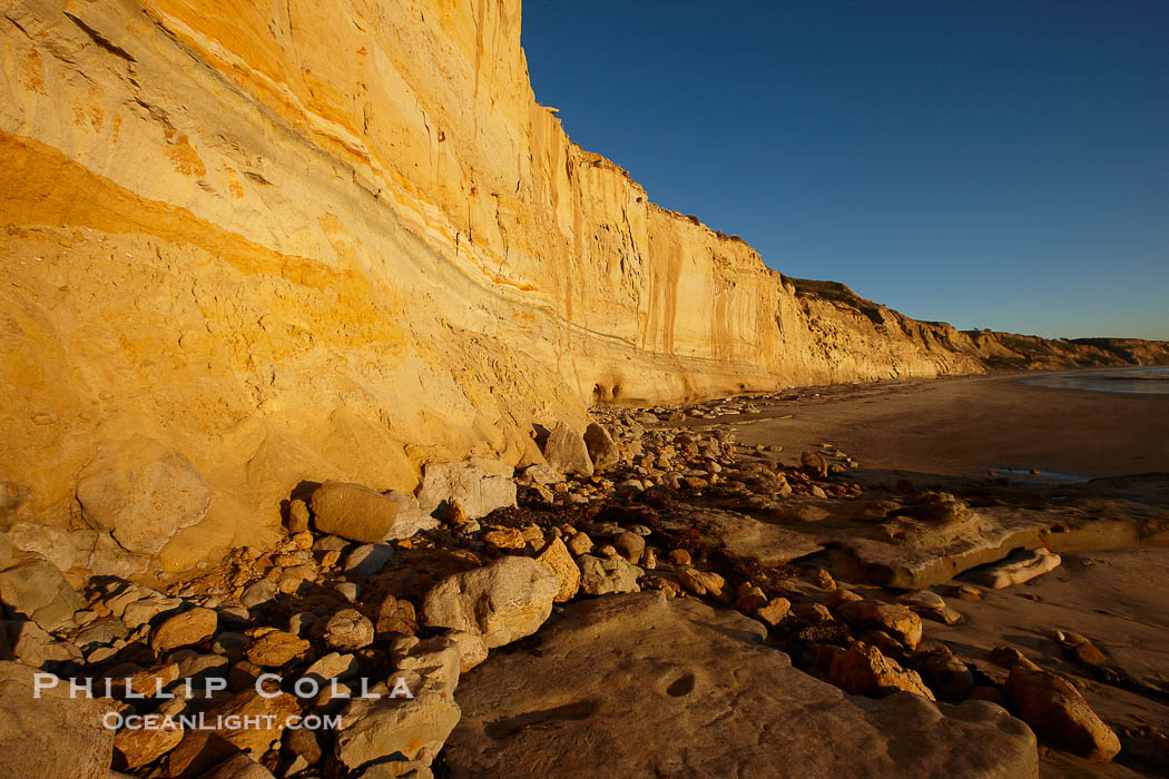 Boulders and sandstone cliffs, Torrey Pines State Beach., natural history stock photograph, photo id 22442