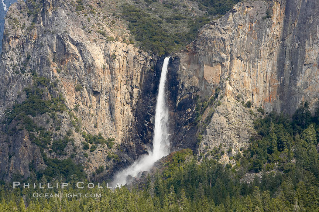 Bridalveil Falls plummets 620 feet (200m).  Yosemite Valley. Yosemite National Park, California, USA, natural history stock photograph, photo id 16079