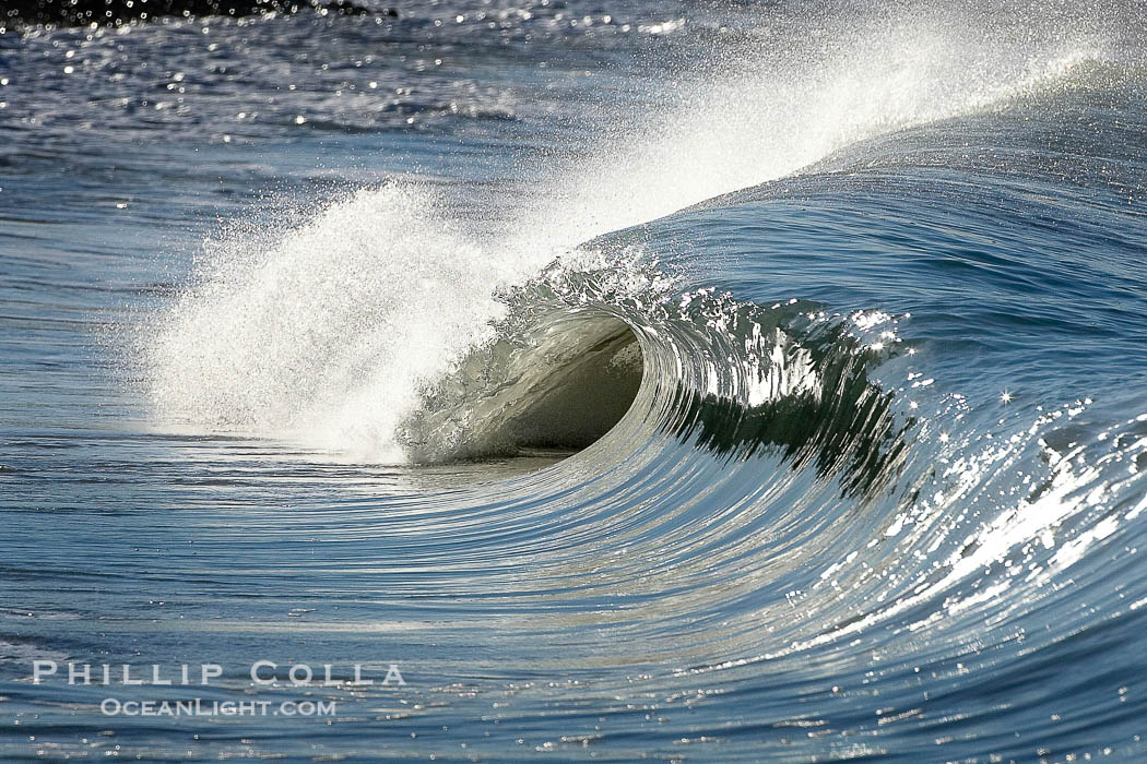 Carlsbad morning shorebreak, heaving little 6 tube., natural history stock photograph, photo id 17903