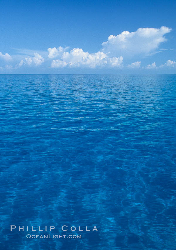 Clouds, ocean and sand plains, no land in sight. Bahamas, natural history stock photograph, photo id 03191