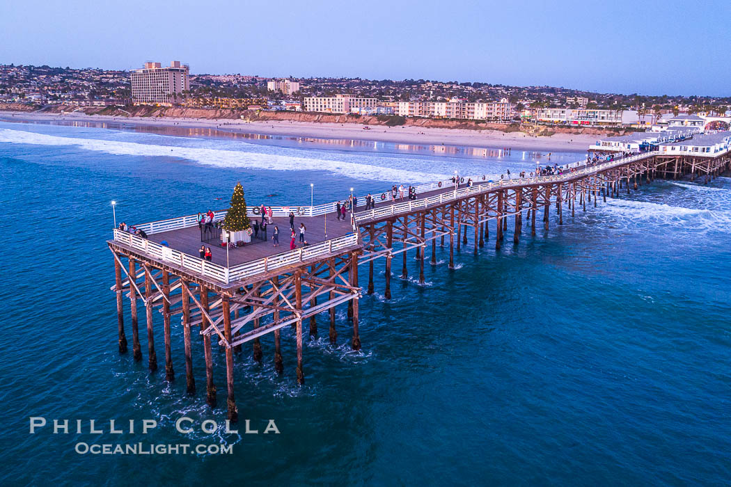Crystal Pier with holiday decorations at sunset, Pacific Beach, California. USA, natural history stock photograph, photo id 38189