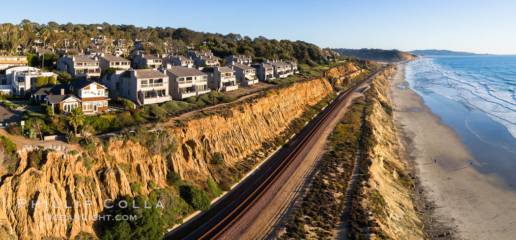 Del Mar bluffs and train tracks, looking south towards Torrey Pines and La Jolla. California, USA, natural history stock photograph, photo id 37967