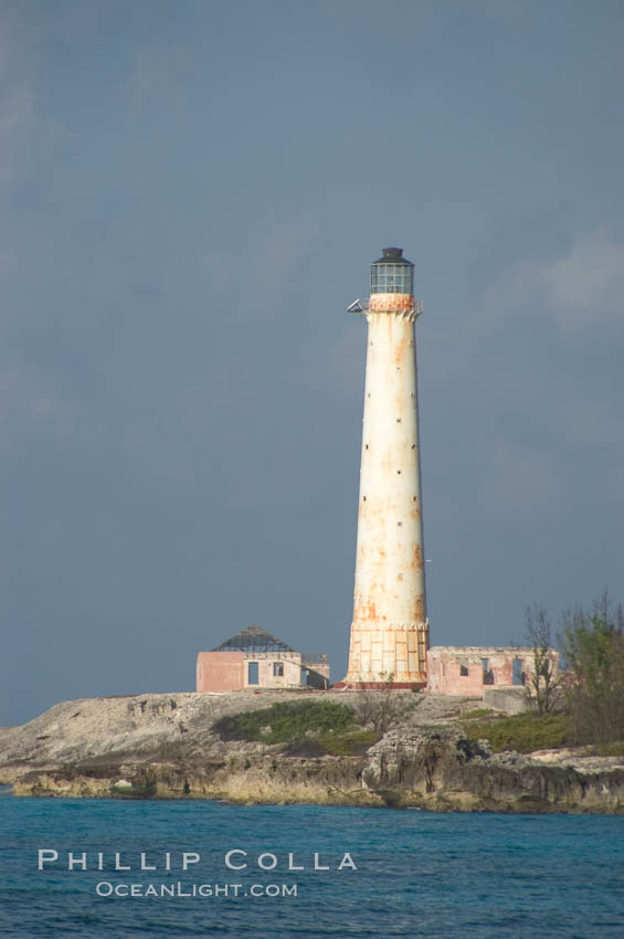 Abandoned lighthouse on Great Isaac Island. Bahamas, natural history stock photograph, photo id 10866