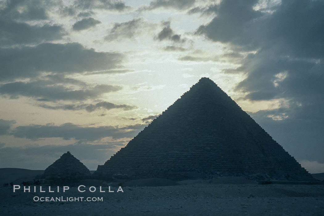 Great pyramids. Giza, Egypt, natural history stock photograph, photo id 02571