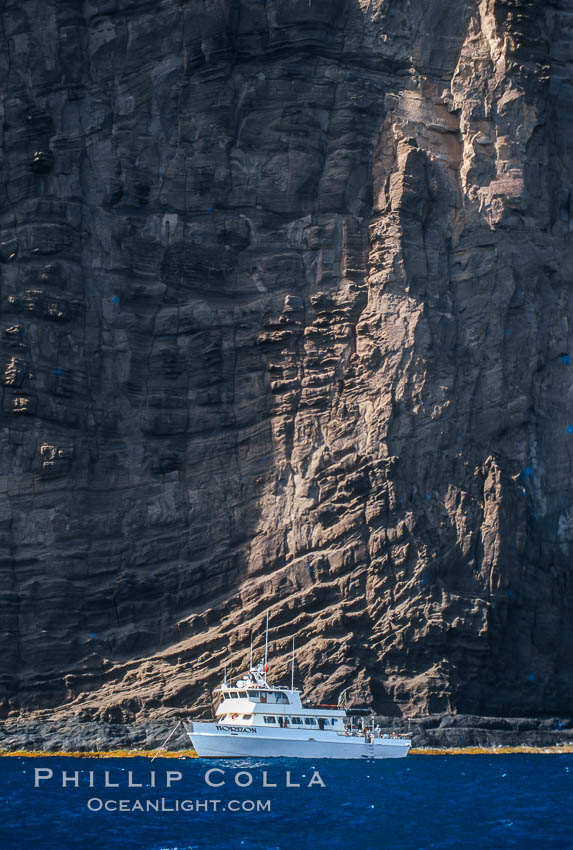 Boat Horizon below southern cliffs of Isla Afuera, sunrise. Guadalupe Island (Isla Guadalupe), Baja California, Mexico, natural history stock photograph, photo id 03702