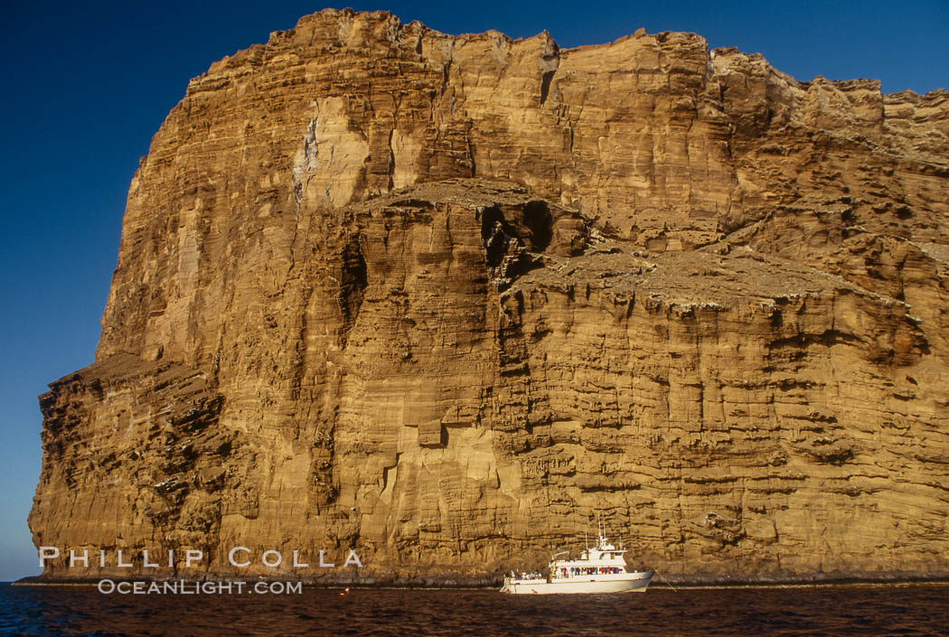 Boat Horizon below sea cliffs at Isla Afuera. Guadalupe Island (Isla Guadalupe), Baja California, Mexico, natural history stock photograph, photo id 05627