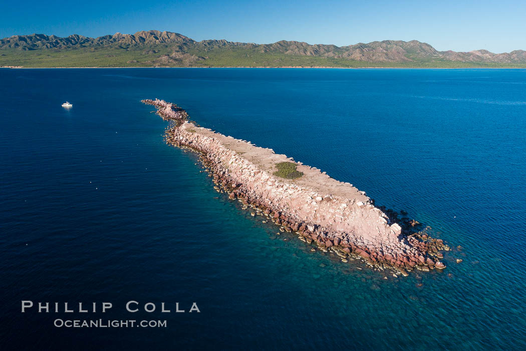Isla Cayo, Aerial Photo, Sea of Cortez, Baja California. Mexico, natural history stock photograph, photo id 33743