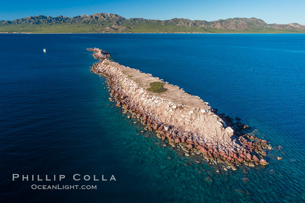 Isla Cayo, Aerial Photo, Sea of Cortez, Baja California. Mexico, natural history stock photograph, photo id 33745