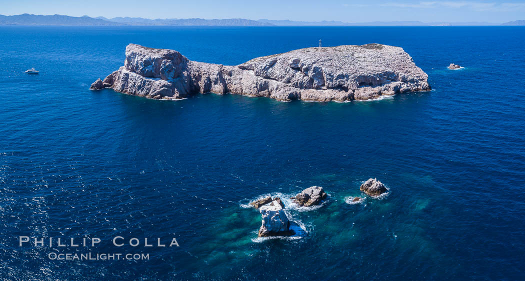Isla Las Animas, panoramic aerial photo, Sea of Cortez. Baja California, Mexico, natural history stock photograph, photo id 33668