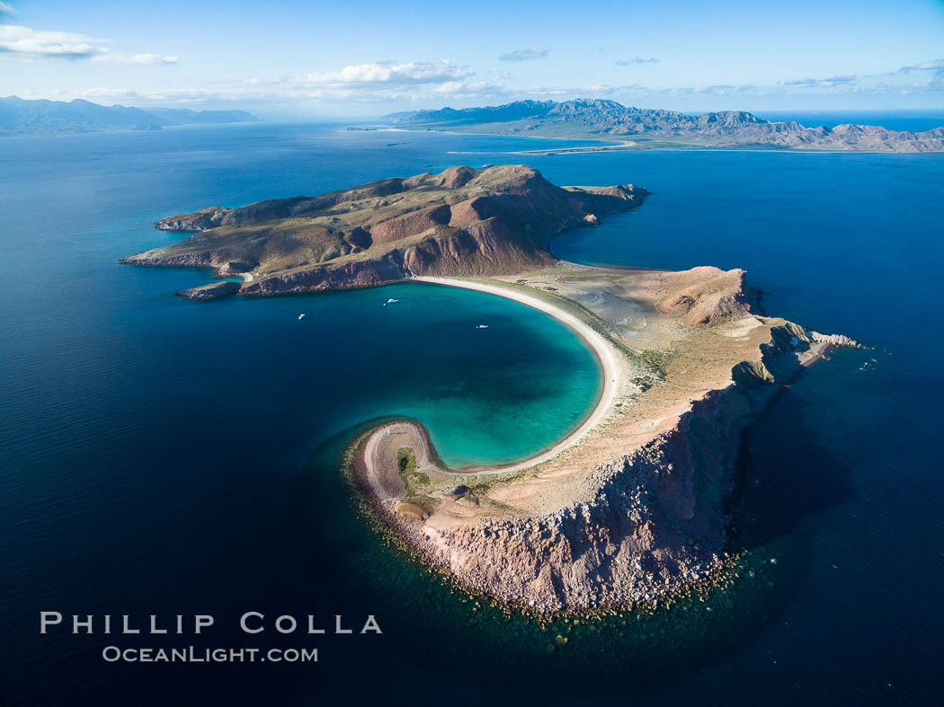 Isla San Francisquito, Aerial Photo, Sea of of Cortez. Baja California, Mexico, natural history stock photograph, photo id 32440