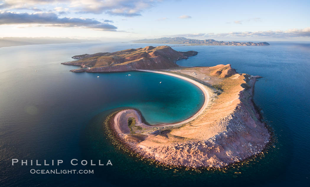 Isla San Francisquito, Aerial Photo, Sea of of Cortez. Baja California, Mexico, natural history stock photograph, photo id 32441