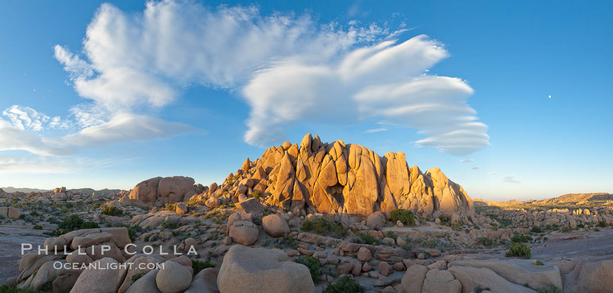 Sunset and boulders, Joshua Tree National Park.  Sunset lights the giant boulders and rock formations near Jumbo Rocks in Joshua Tree N.P. California, USA, natural history stock photograph, photo id 26784