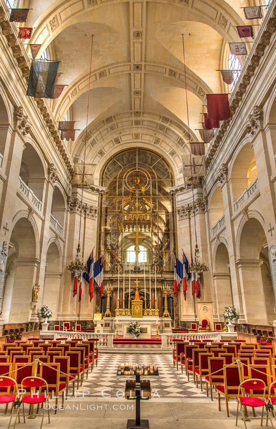 Les Invalides, officially known as L'Hotel national des Invalides (The National Residence of the Invalids), is a complex of buildings in the 7th arrondissement of Paris, France, containing museums and monuments, all relating to the military history of France, as well as a hospital and a retirement home for war veterans, the building's original purpose, Hotel National des Invalides