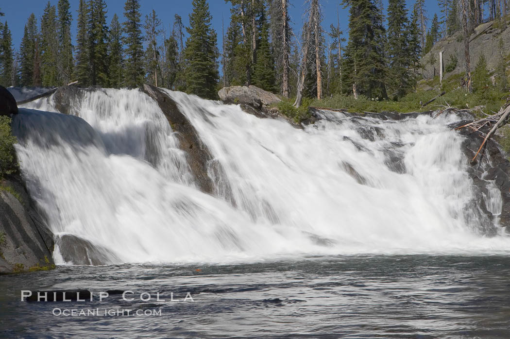 Lewis Falls drops 30 feet on the Lewis River, near the south entrance to Yellowstone National Park. Wyoming, USA, natural history stock photograph, photo id 13289
