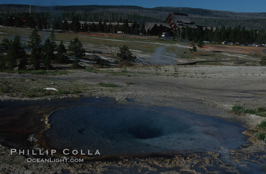 Little Squirt Geyser. Upper Geyser Basin, Yellowstone National Park, Wyoming, USA, natural history stock photograph, photo id 07251