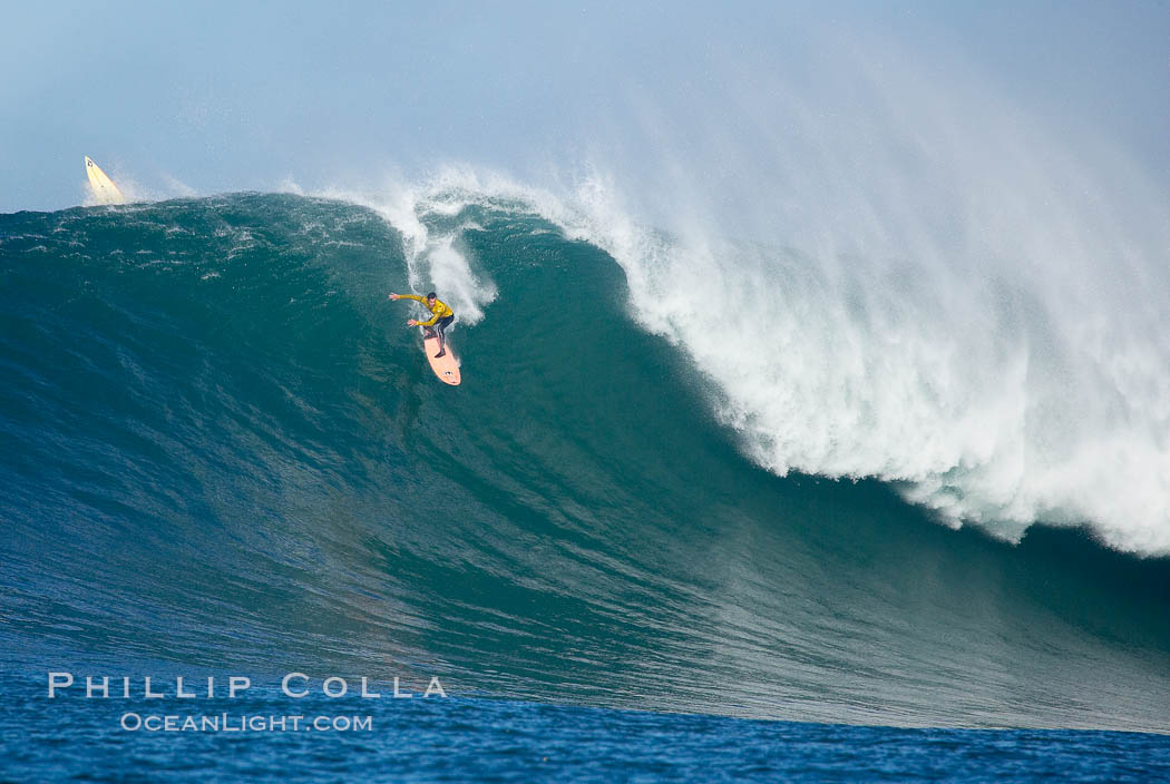 Josh Loya of Santa Cruz in heat two, Loya would advance to the semis, Mavericks surf contest, February 7, 2006. Half Moon Bay, California, USA, natural history stock photograph, photo id 15314