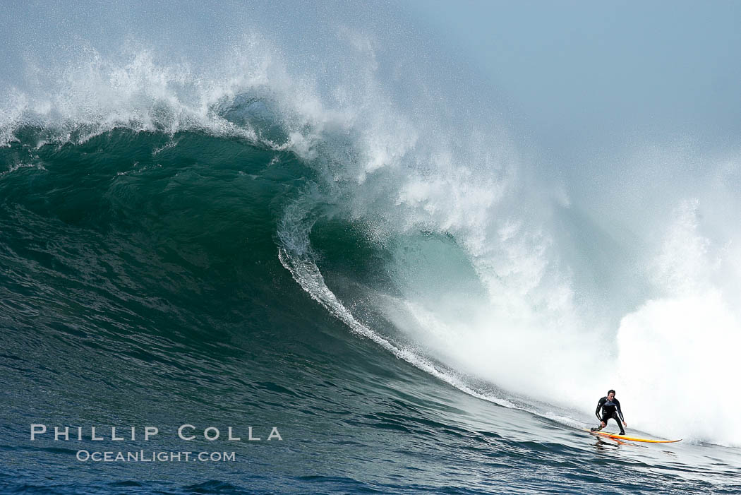 Mavericks, unidentified surfer entertains with some freesurfing during the break before the final round, February 7, 2006. Half Moon Bay, California, USA, natural history stock photograph, photo id 15349