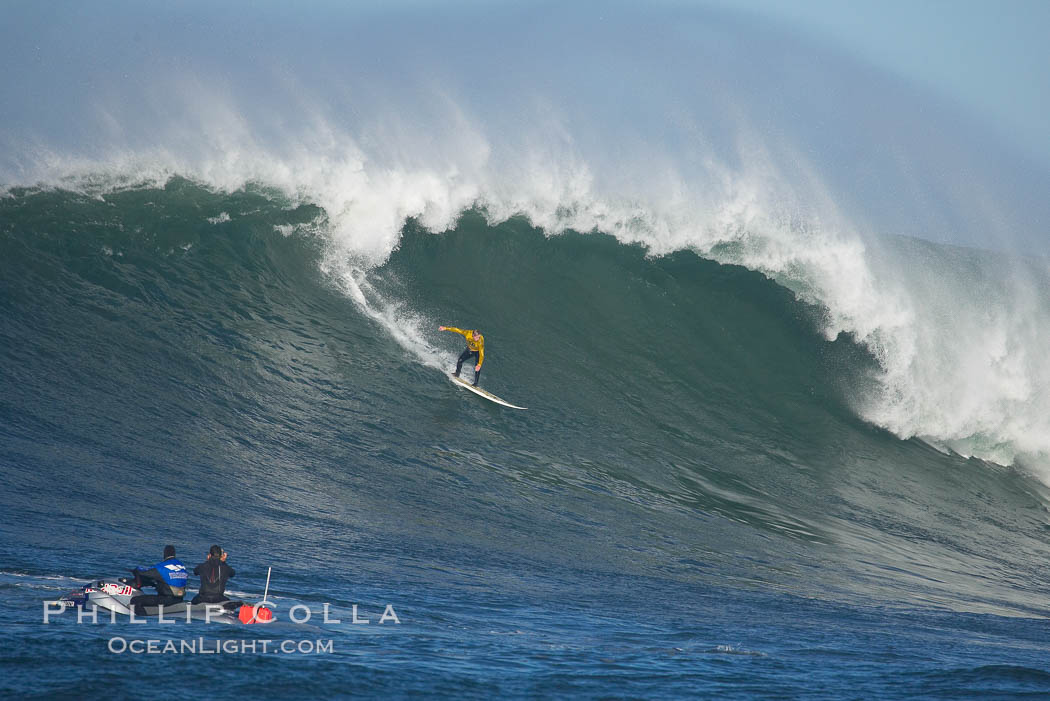 Russell Smith, heat one, Mavericks surf contest, February 7, 2006. Half Moon Bay, California, USA, natural history stock photograph, photo id 15365