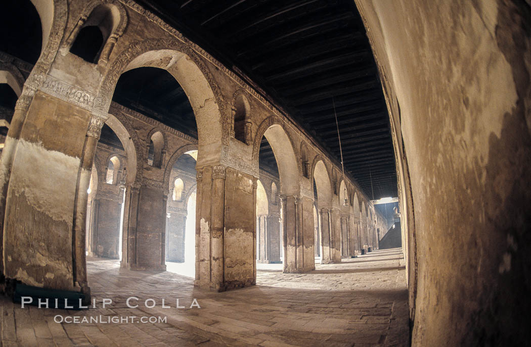 Arches, Mosque of Ibn Tulun. Cairo, Egypt, natural history stock photograph, photo id 02605