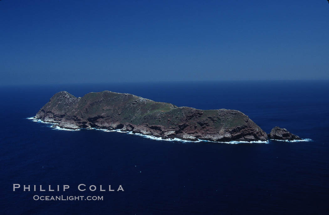 North Coronado Island, viewed from south. Coronado Islands (Islas Coronado), Baja California, Mexico, natural history stock photograph, photo id 05492