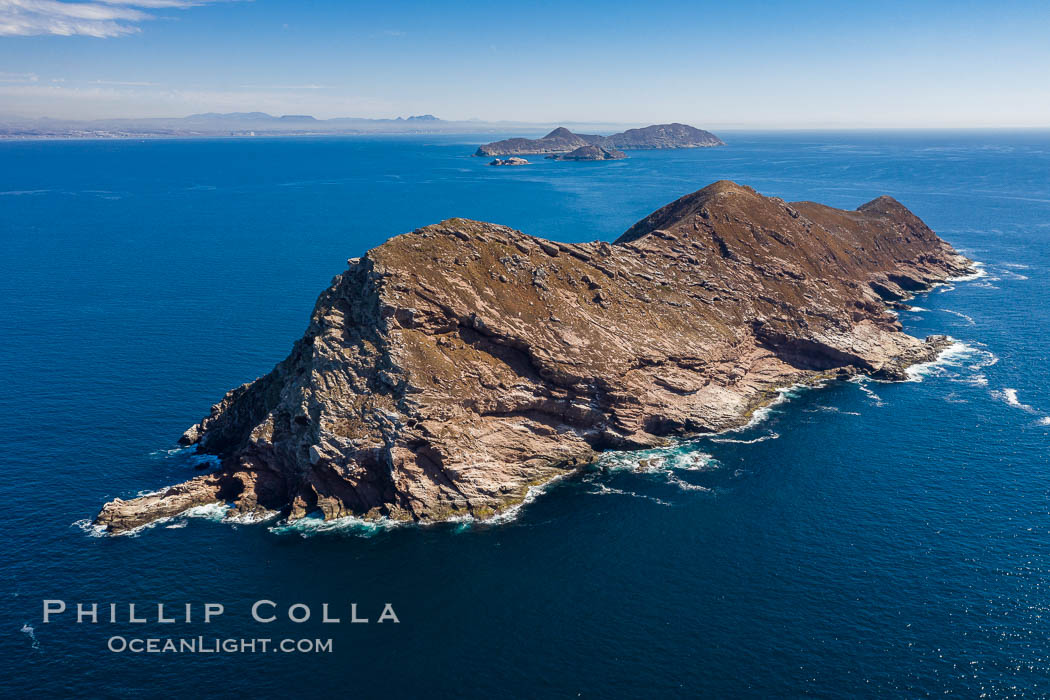 North Coronado Island, Mexico, northern point looking south with Middle and South Islands in the distance, aerial photograph. Coronado Islands (Islas Coronado), Baja California, natural history stock photograph, photo id 35894