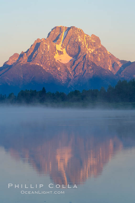 Mount Moran rises above the Snake River at Oxbow Bend at sunrise. Grand Teton National Park, Wyoming, USA, natural history stock photograph, photo id 13026