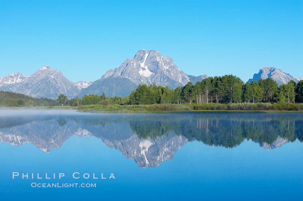 Mount Moran rises above the Snake River at Oxbow Bend. Grand Teton National Park, Wyoming, USA, natural history stock photograph, photo id 13036