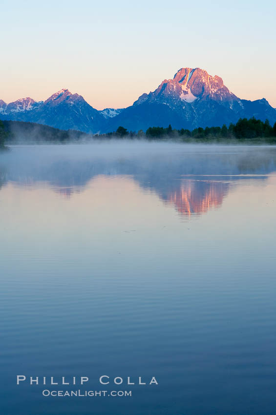 Mount Moran rises above the Snake River at Oxbow Bend. Grand Teton National Park, Wyoming, USA, natural history stock photograph, photo id 13031