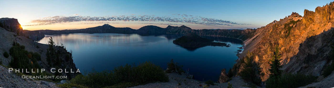 Panoramic picture of Crater Lake at dawn, sunrise, morning, panorama of Crater Lake National Park. Oregon, USA, natural history stock photograph, photo id 28646