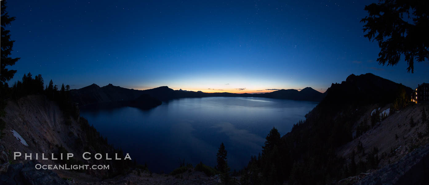 Panoramic picture of Crater Lake at dawn, sunrise, morning, panorama of Crater Lake National Park. Oregon, USA, natural history stock photograph, photo id 28661
