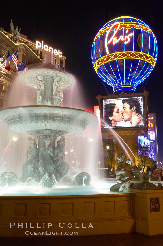 Fountain at night, Paris Hotel., natural history stock photograph, photo id 20582