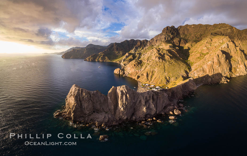 Punta Alta and La Cueva, Baja California, Sea of Cortez, aerial photograph