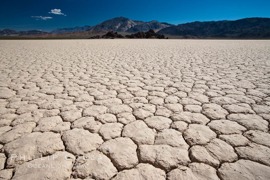 http://www.oceanlight.com/stock-photo/racetrack-playa-photograph-25315-233487.jpg