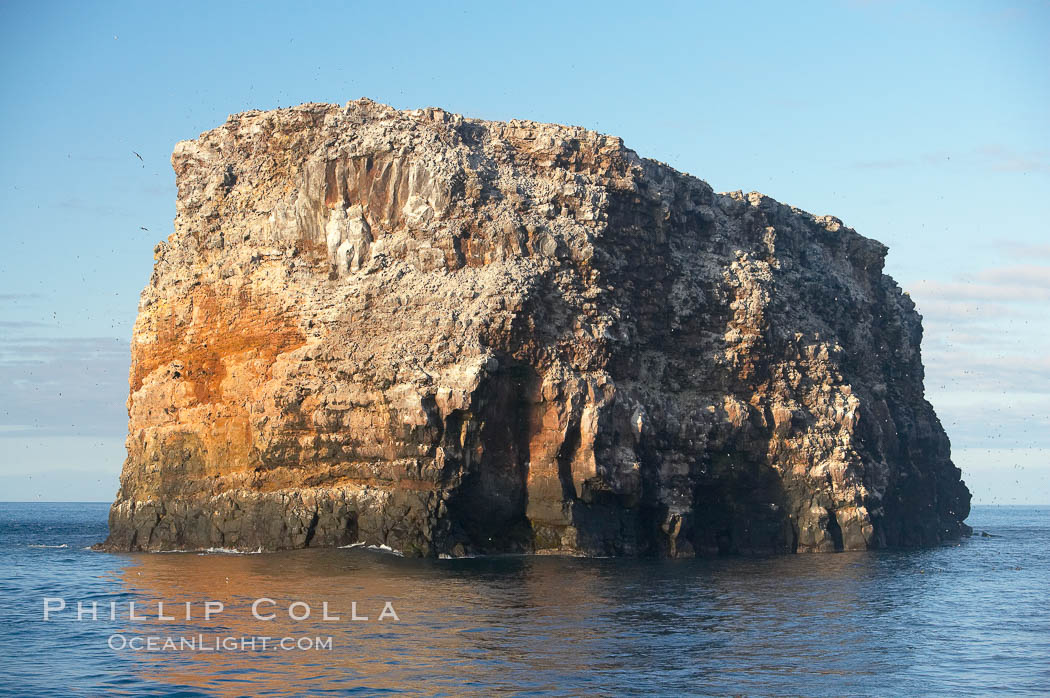 Roca Redonda (round rock), a lonely island formed from volcanic forces, in the western part of the Galapagos archipelago. Galapagos Islands, Ecuador, natural history stock photograph, photo id 16641