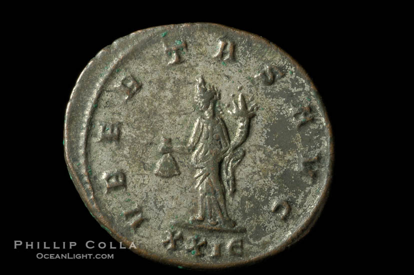 Roman emperor Tacitus (275-276 A.D.), depicted on ancient Roman coin (bronze, denom/type: Antoninianus) (Antoninianus VF. Obverse: IMP C M C L TACITVS AVG. Reverse: VBERAS AVG)., natural history stock photograph, photo id 06637