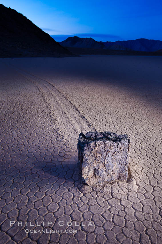 Sailing stone at dawn, Racetrack Playa, Death Valley National Park, California. USA, natural history stock photograph, photo id 27697