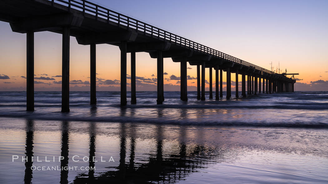 Scripps Pier at sunset. Scripps Institution of Oceanography, La Jolla, California, USA, natural history stock photograph, photo id 29172
