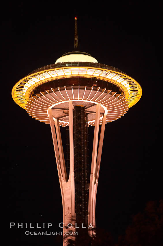 Space Needle at night. Seattle, Washington, USA, natural history stock photograph, photo id 13667