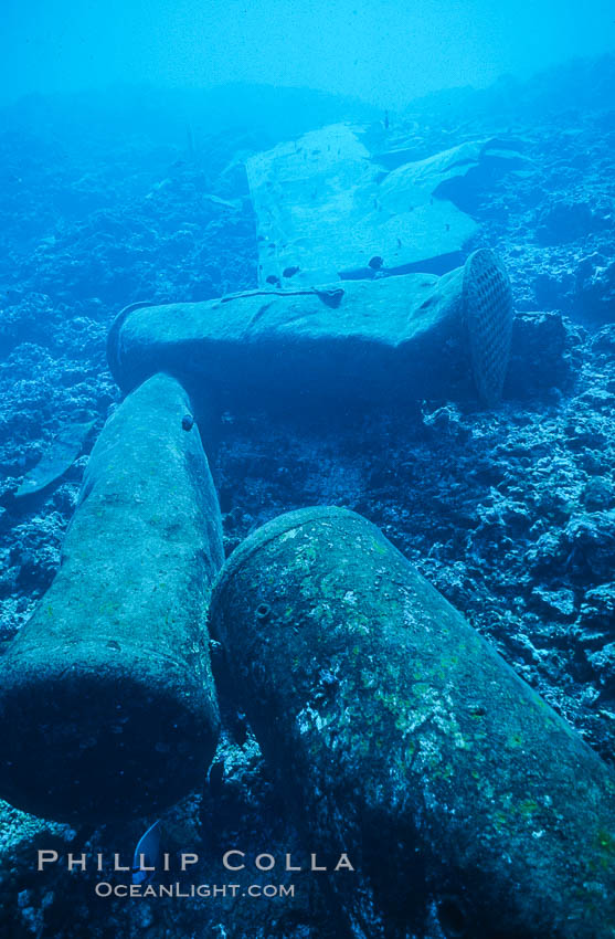 Debris, wreck of F/V Jin Shiang Fa, Rose Atoll National Wildlife Sanctuary