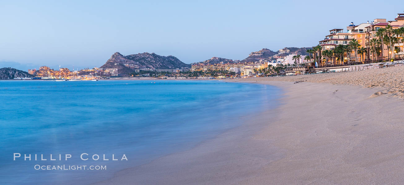 Sunrise on Medano Beach, on the coast of Cabo San Lucas, Mexico