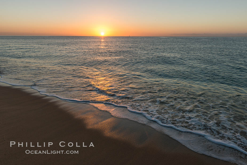 Sunrise on Medano Beach, on the coast of Cabo San Lucas, Mexico. Baja California, natural history stock photograph, photo id 28952