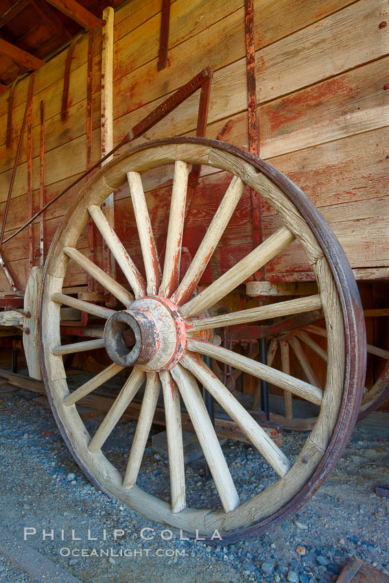 Wagon wheel, in County Barn. Bodie State Historical Park, California, USA, natural history stock photograph, photo id 23127
