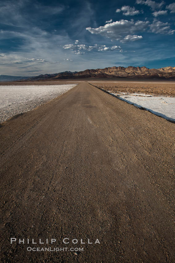 West Side Road cuts across the Badwater Basin. Death Valley National Park, California, USA, natural history stock photograph, photo id 25261