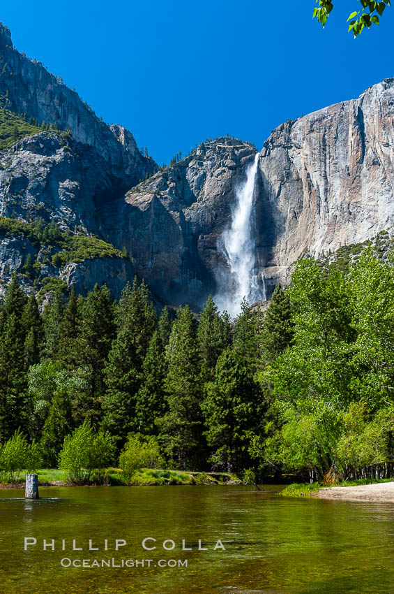 Yosemite Falls, Yosemite National Park. California, USA, natural history stock photograph, photo id 09212